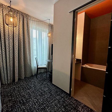 The Originals Boutique, Hotel De La Paix, Brest Dış mekan fotoğraf