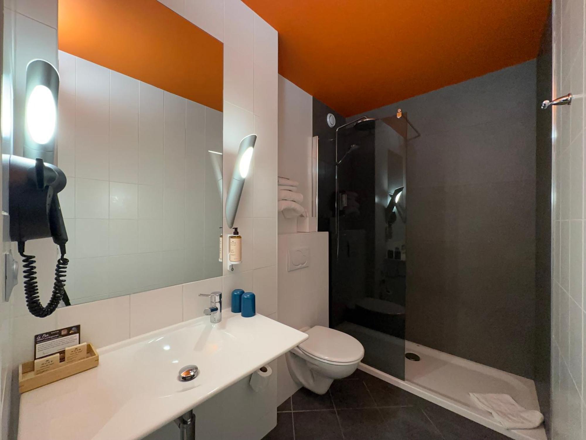 The Originals Boutique, Hotel De La Paix, Brest Dış mekan fotoğraf