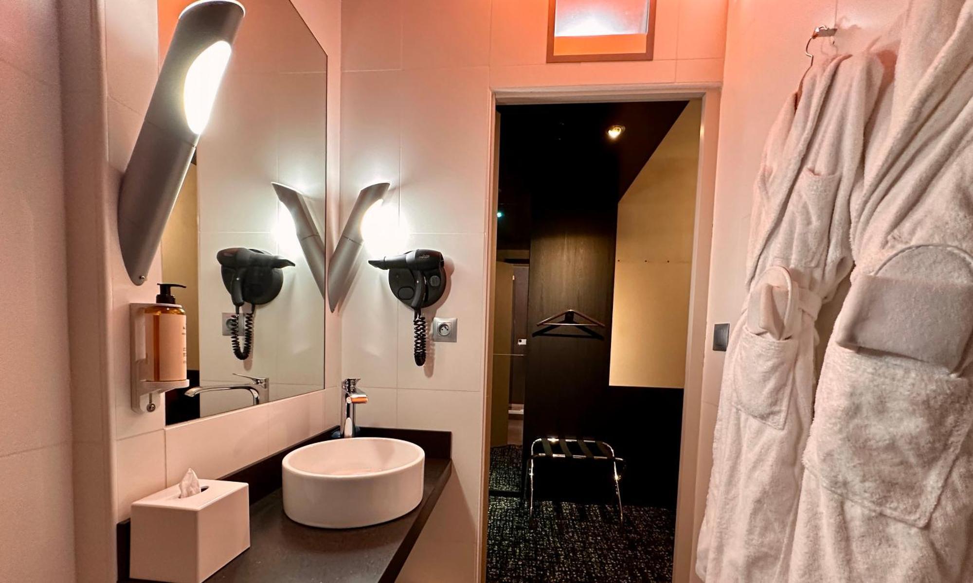 The Originals Boutique, Hotel De La Paix, Brest Dış mekan fotoğraf